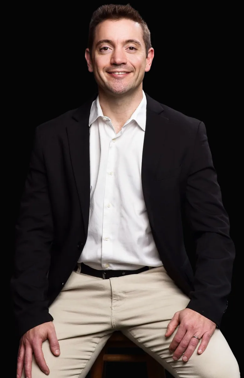 Dr. Lucas Feijó Pereira: formação acadêmica